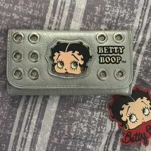 Betty boops wallet nwt